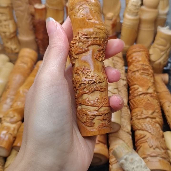 童***泯竹红皮料子浮雕山水