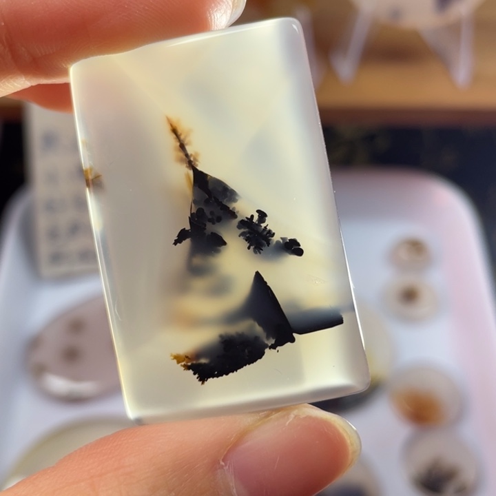 玛瑙/玉髓未镶嵌牌子