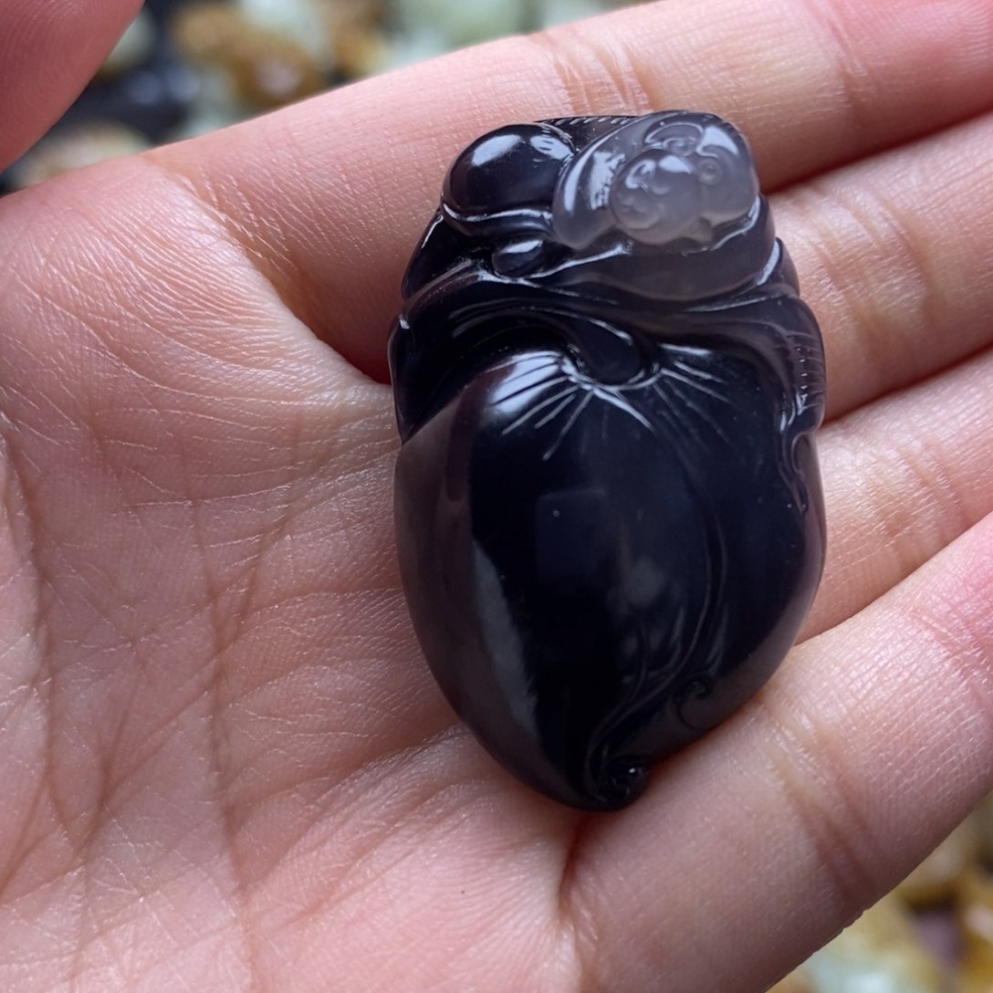 吊坠(不含链)未镶嵌和田玉（糖玉）