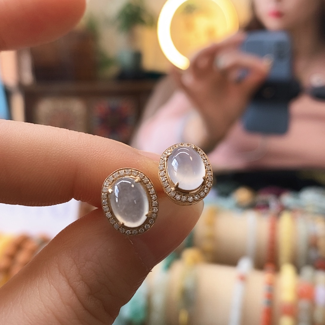 翡翠戒指18K金镶嵌翡翠耳钉