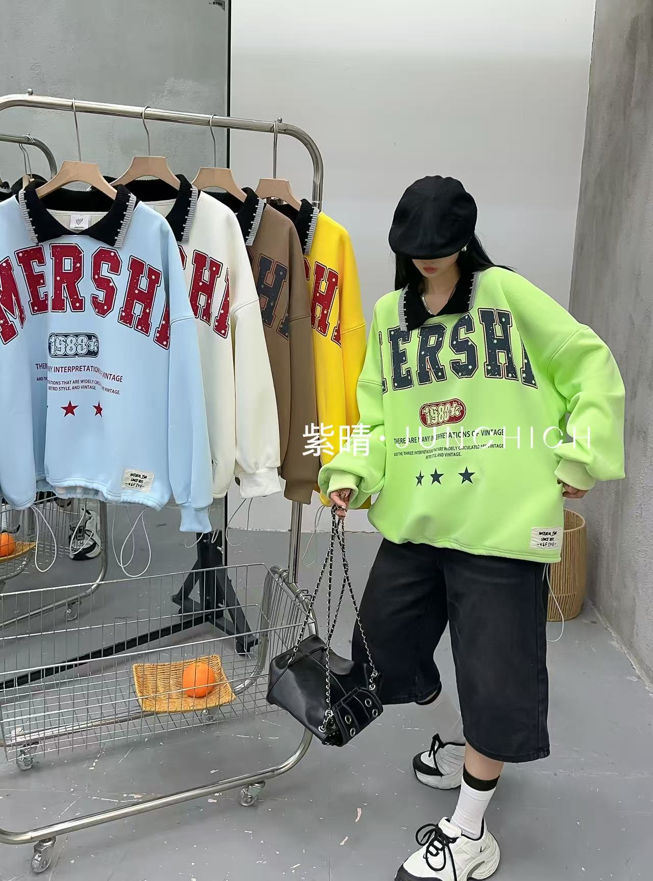 0199【冬季新款】五角星大字母数字1988拼接毛线领翻领卫衣（9144）