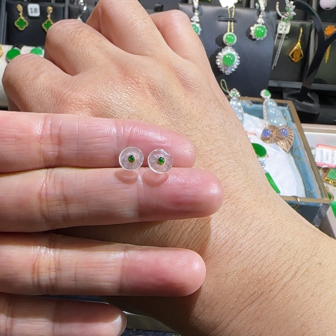 翡翠18K金镶嵌颈饰耳钉