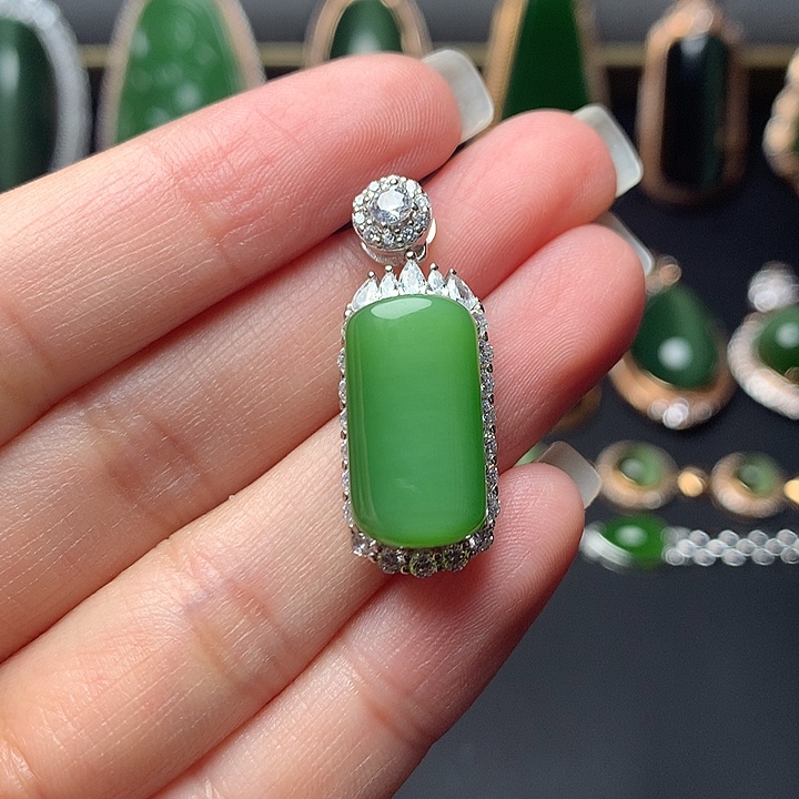 和田玉银S925镶嵌颈饰