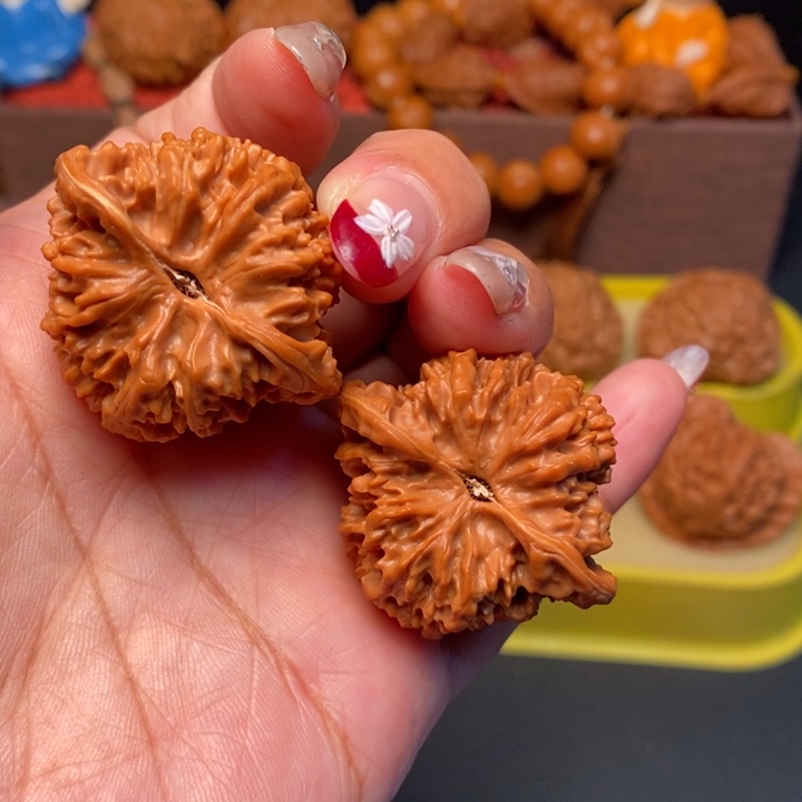 ·***༻吊坠文玩核桃38全品满天星