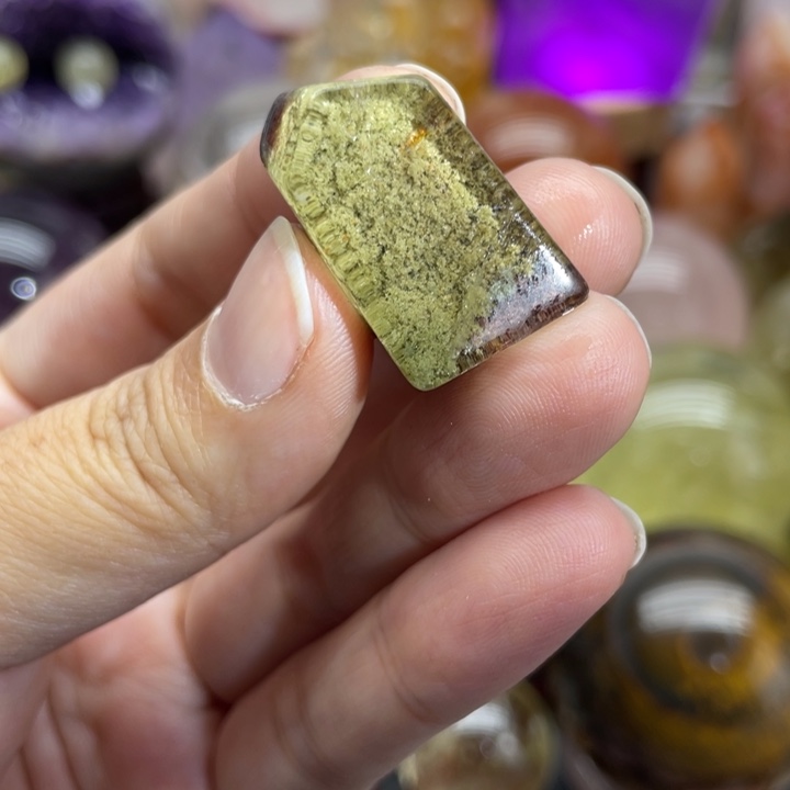 水晶未镶嵌珠宝半成品96