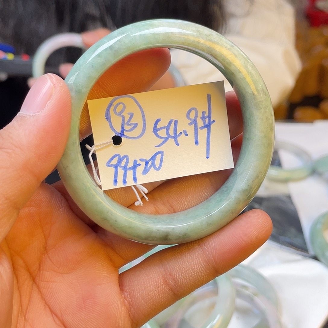 未镶嵌手镯翡翠93