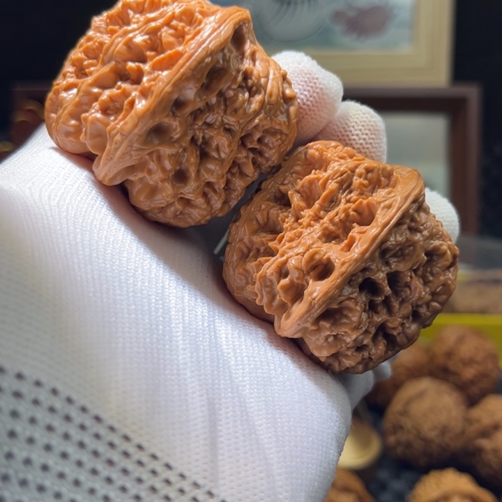 文玩核桃吊坠西北