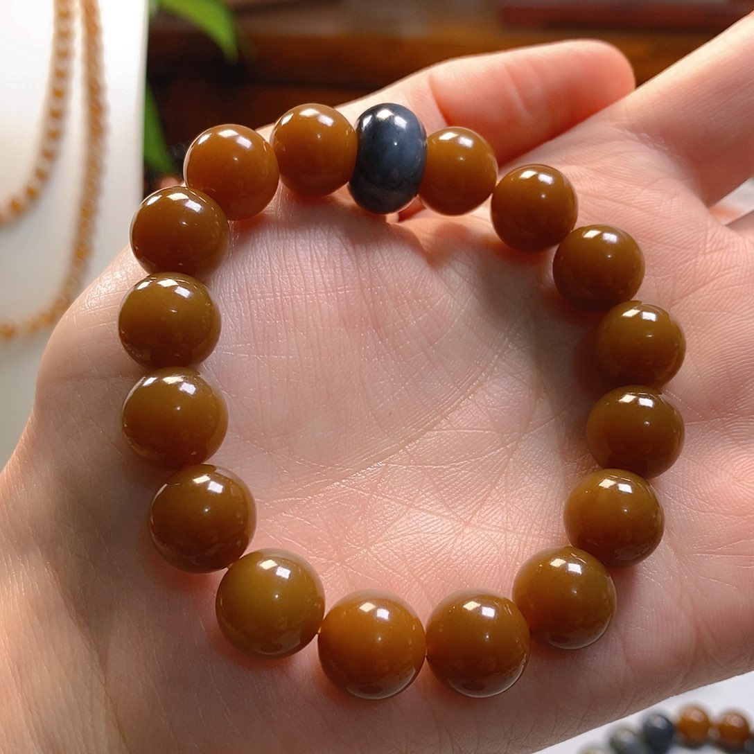 和田玉手串未镶嵌夜*、