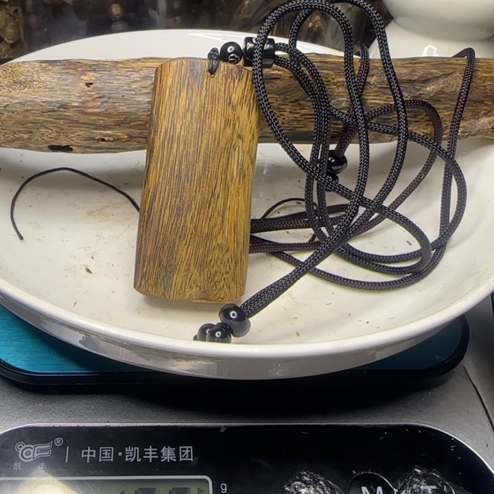 天***翼木质13克平安无事牌子的