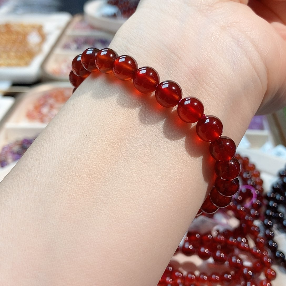 未镶嵌手链石榴石