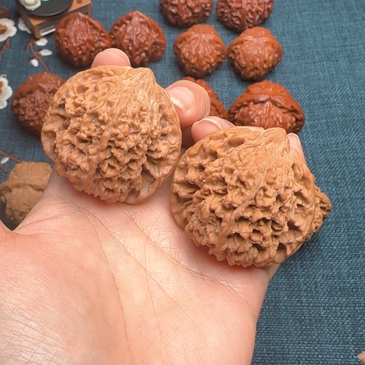 文玩核桃把件满天星44