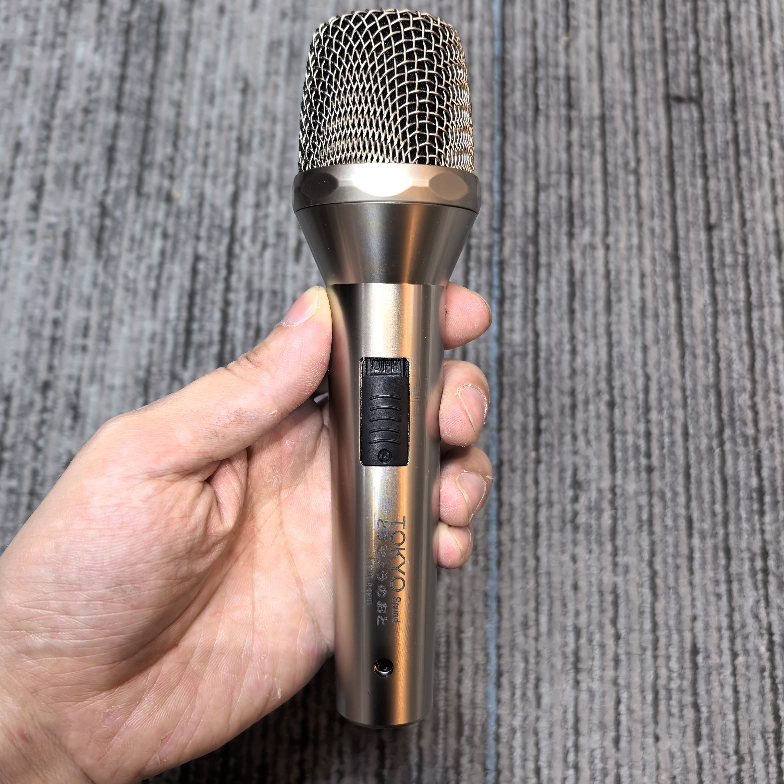 9新  包邮 KTV有线麦克风一只