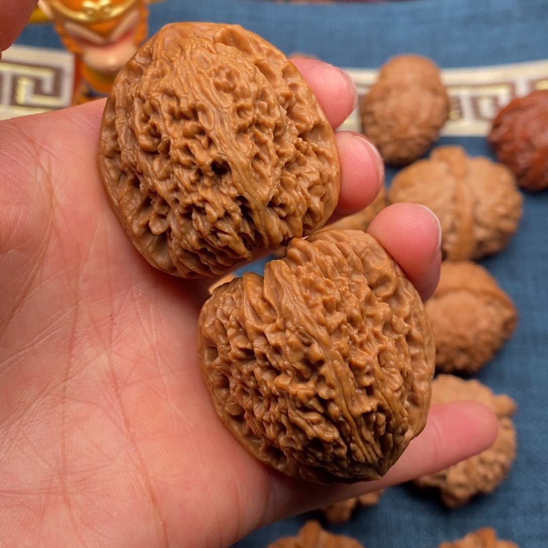 文玩核桃把件39高炮凹底南疆