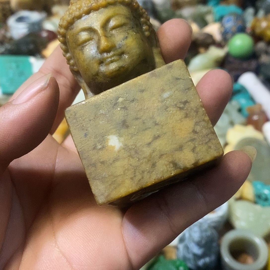 和田玉（糖玉）未镶嵌挂件