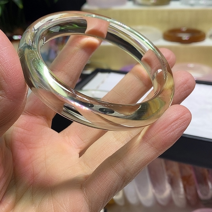 水晶手镯未镶嵌62圈口