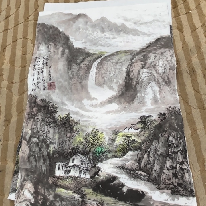 国画那花鸟的翅膀是什么样子的呢笑而不