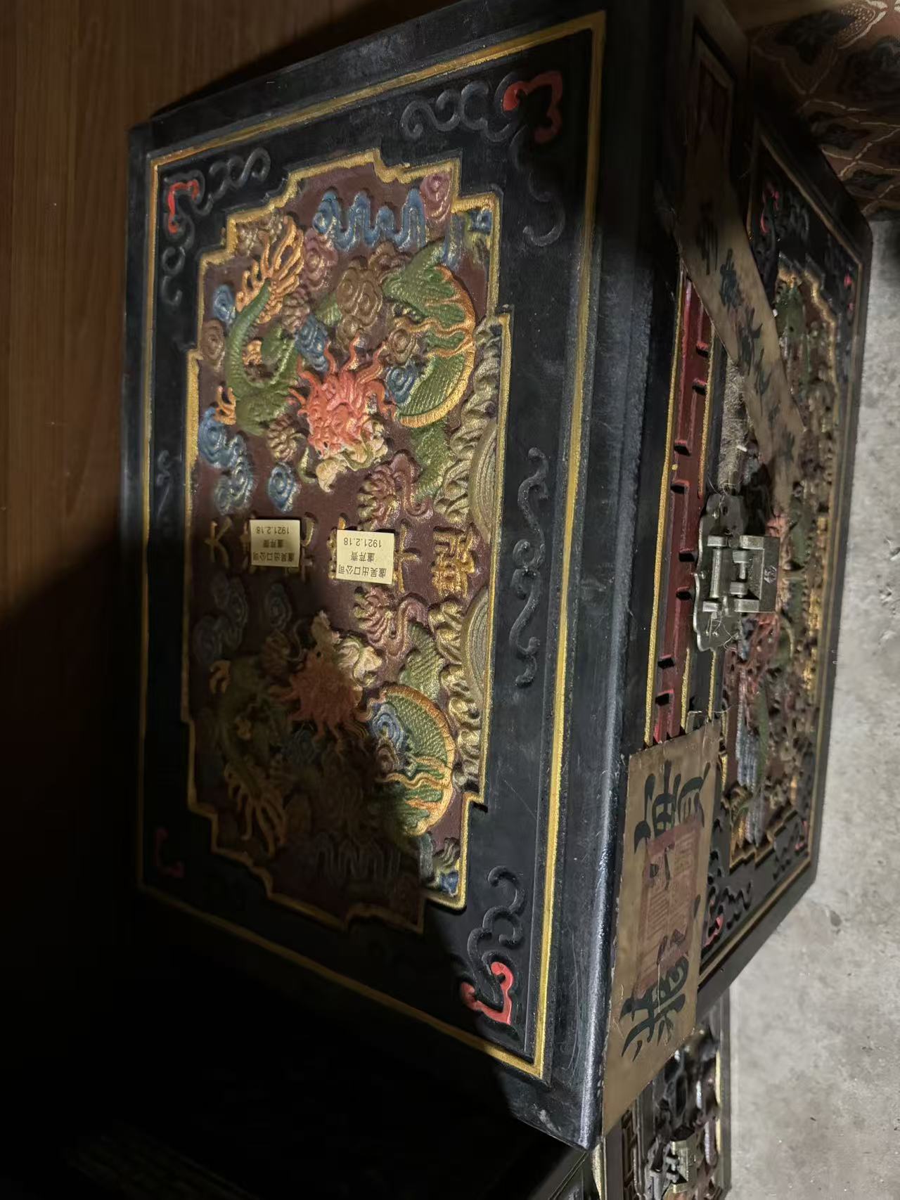 精品摆件根雕好看大红红箱子闷