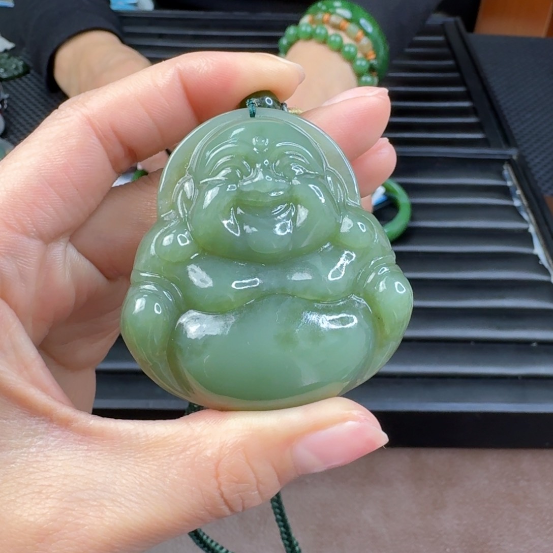 和田玉（碧玉）未镶嵌颈饰