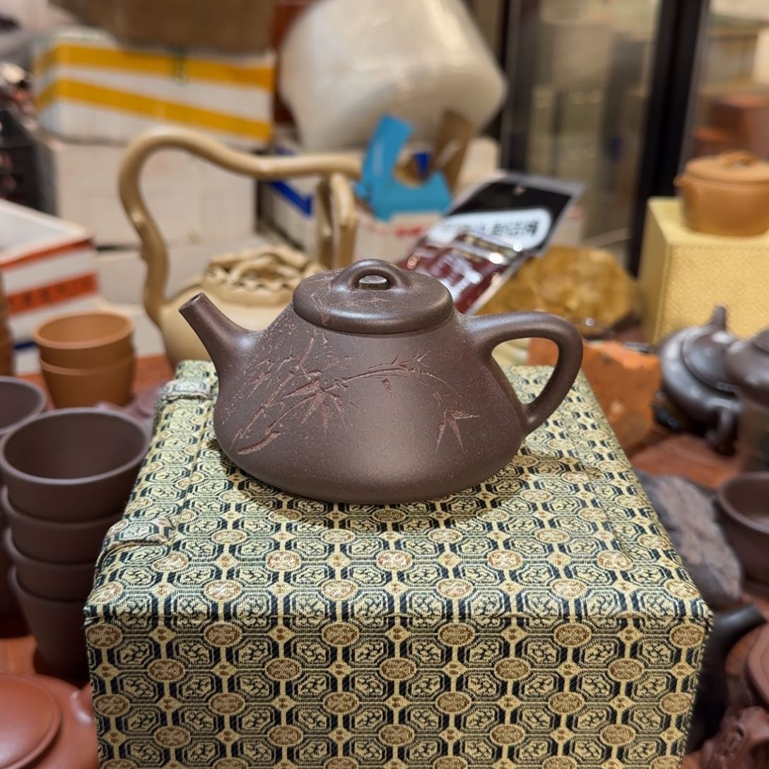 山***阳紫砂茶壶原矿原石的制作方法