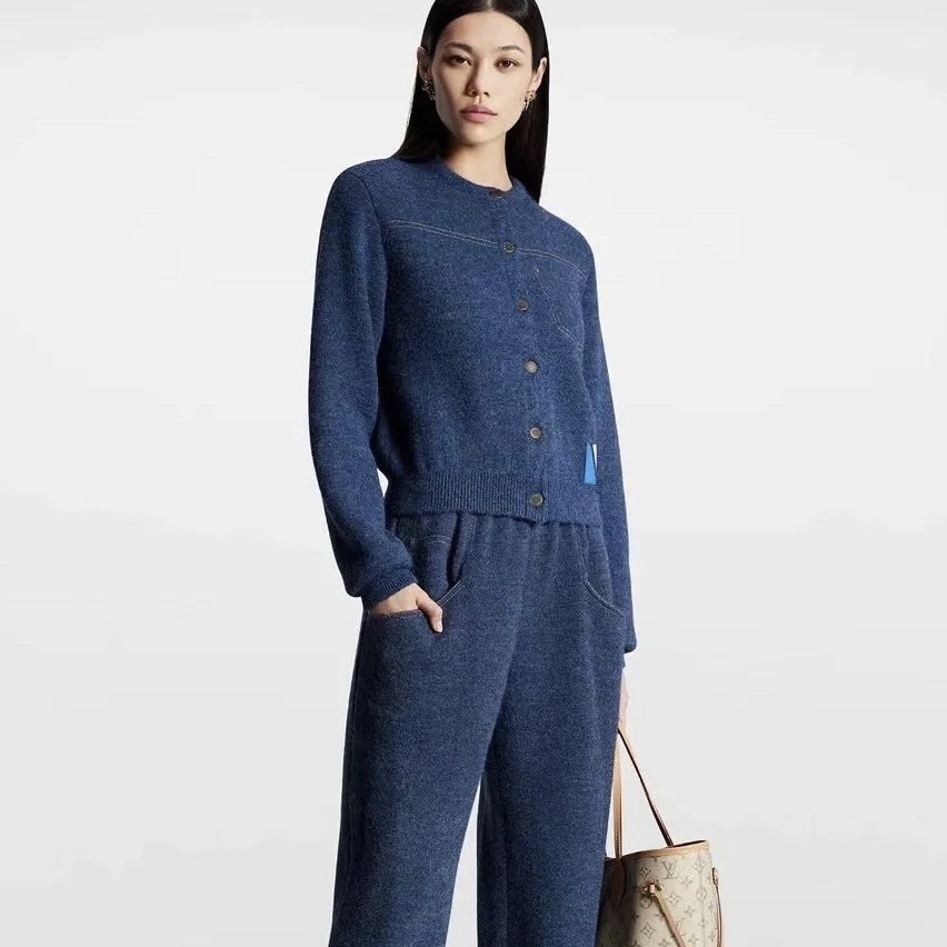 未使用 LouisVuitton/路易威登 D500152/23款弹力牛仔针织裤/M码