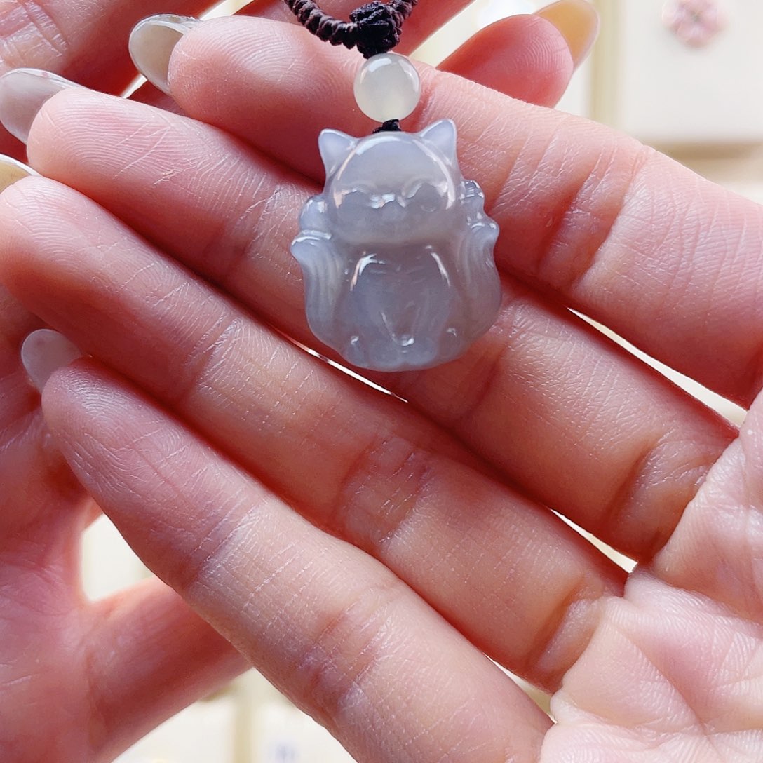 和田玉未镶嵌吊坠(赠链)