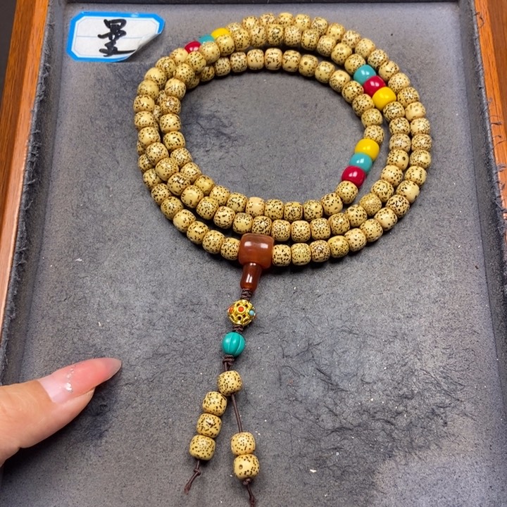 星月菩提吊坠菩提