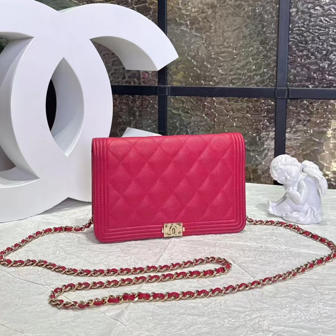 95新 Chanel/香奈儿 Chanel玫红荔枝纹leboy woc 25020038-03