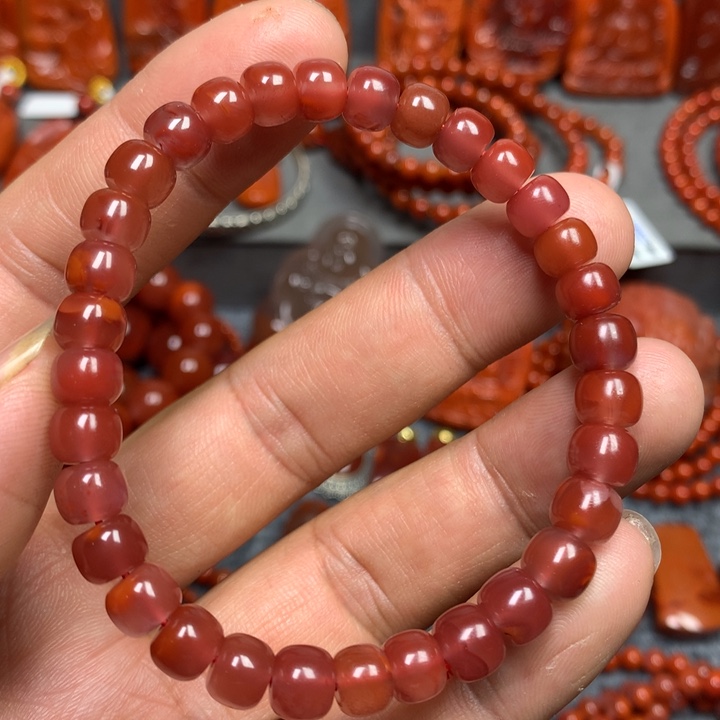南红玛瑙手串未镶嵌7mm