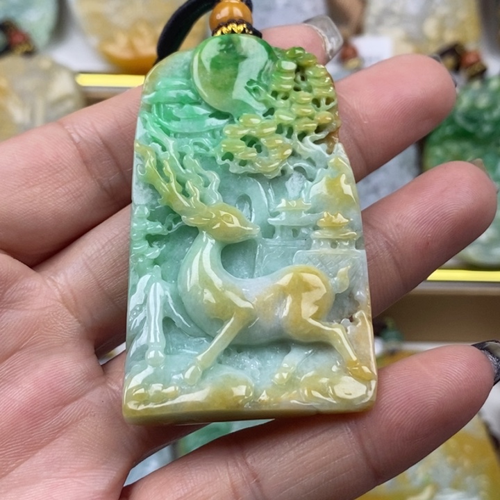翡翠吊坠(不含链)未镶嵌