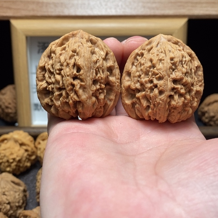 文玩核桃吊坠42/42/43