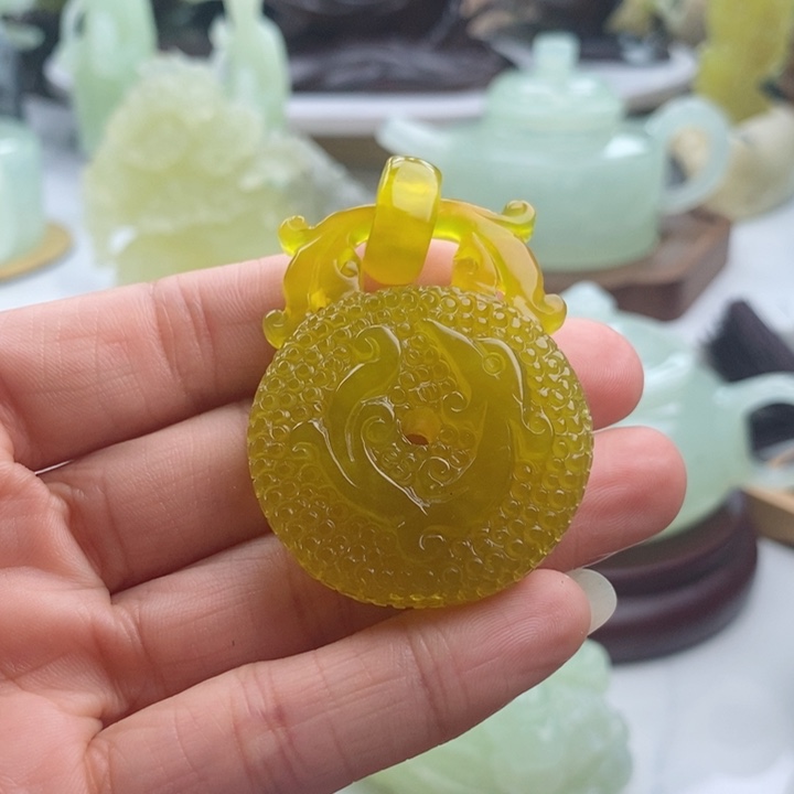 岫玉四大名玉挂件未镶嵌
