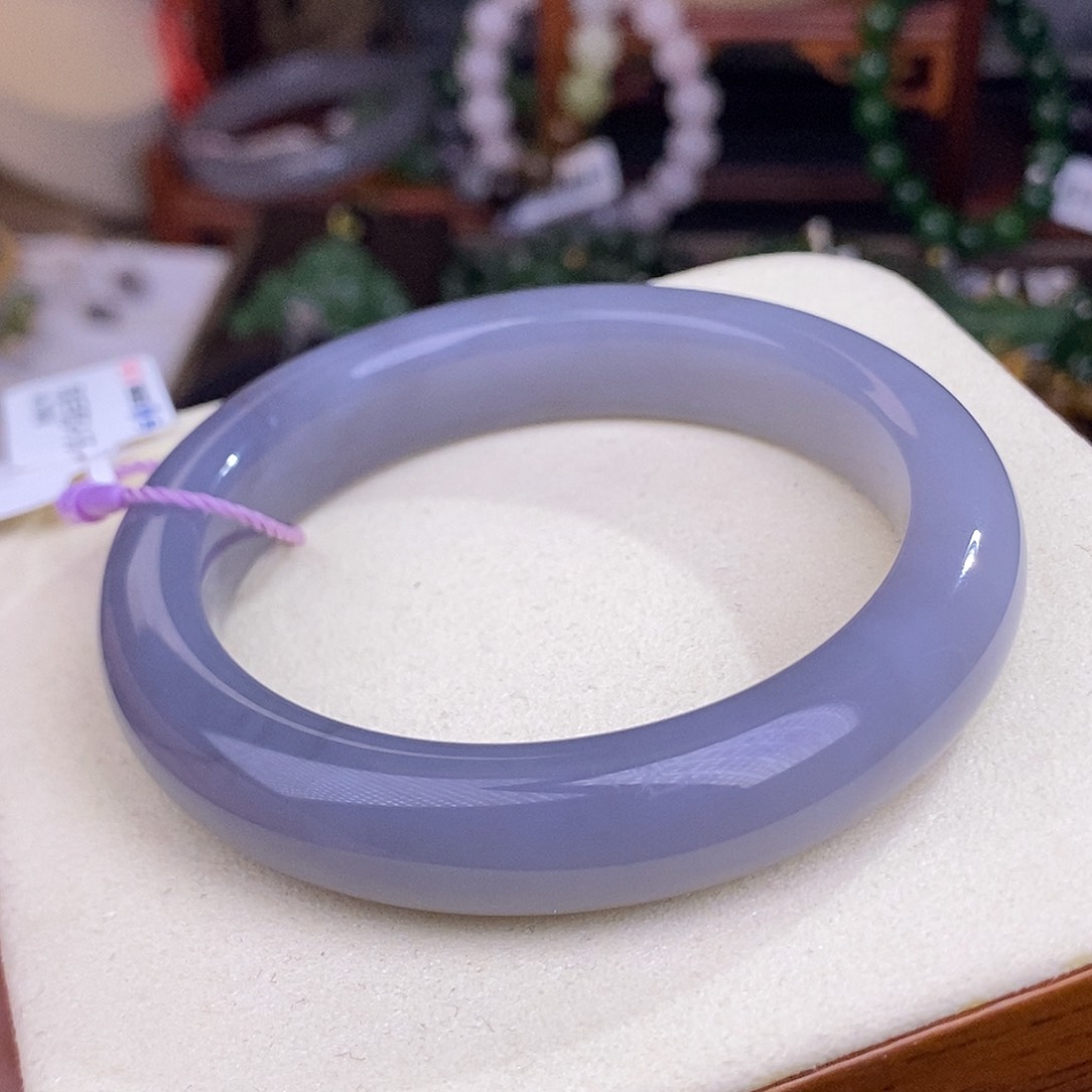 和田玉56 浓烟紫老料脂膏级手镯清货价未镶嵌