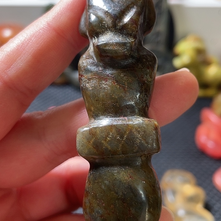 蛇纹石玉未镶嵌挂件