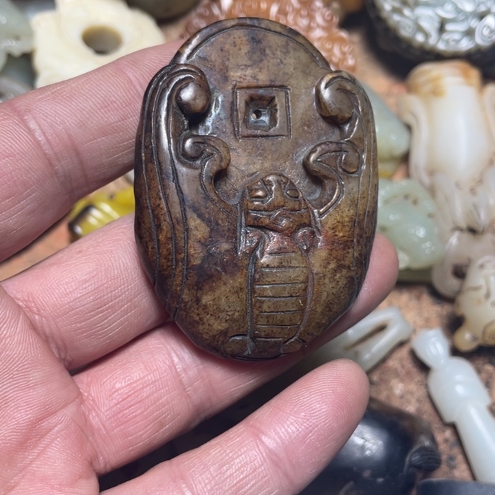 和田玉（糖玉）未镶嵌颈饰