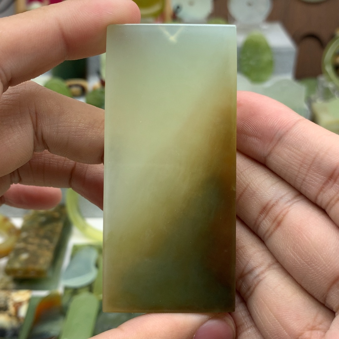岫玉未镶嵌吊坠(不含链)