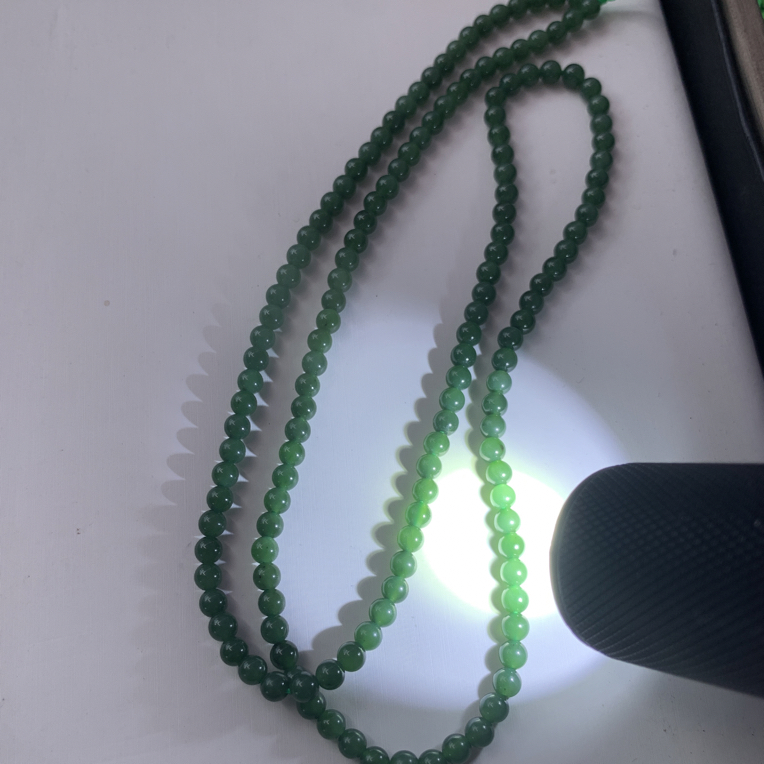 天然和田玉碧玉卡四手链，项链都可以，保真正品