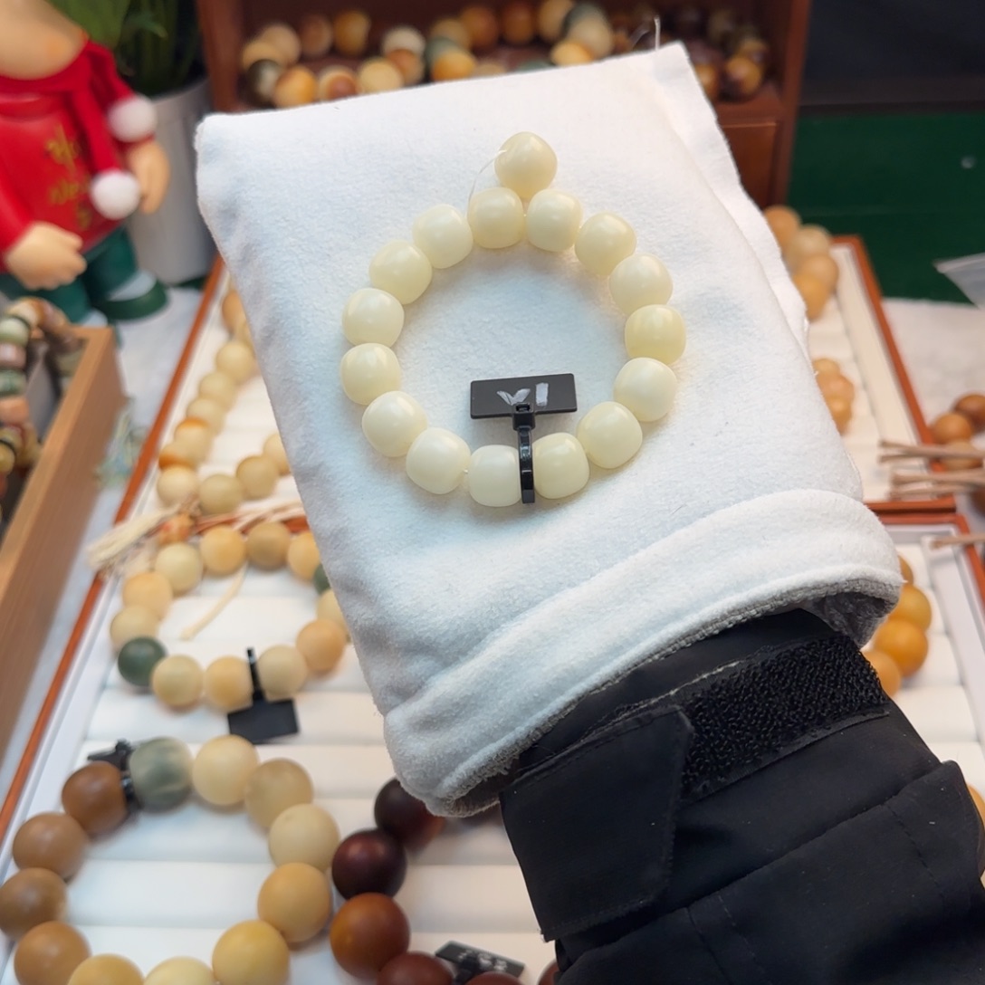 菩提根/象牙果手串卡15瓷白桶珠微瑕