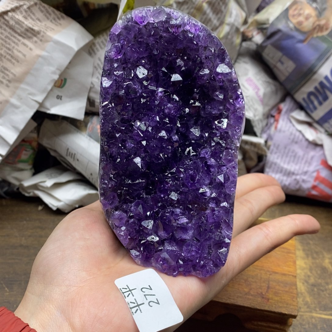 紫晶乌拉圭未镶嵌