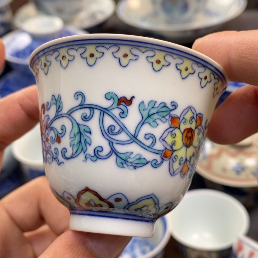 【闪购商品】景德镇青花斗彩主人杯