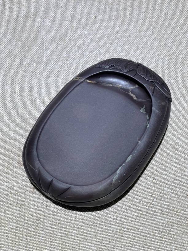 肇庆端砚坑仔岩瓜果砚，尺寸13.8*9*2.8（cm）