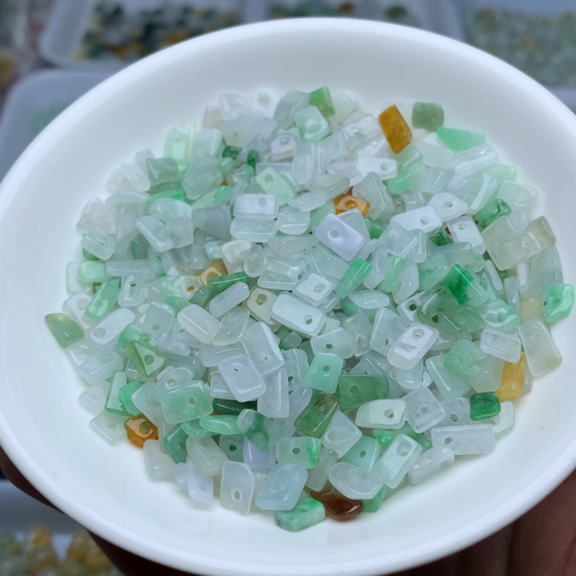【闪购商品】翡翠手链未镶嵌冰三彩碎碎石50颗