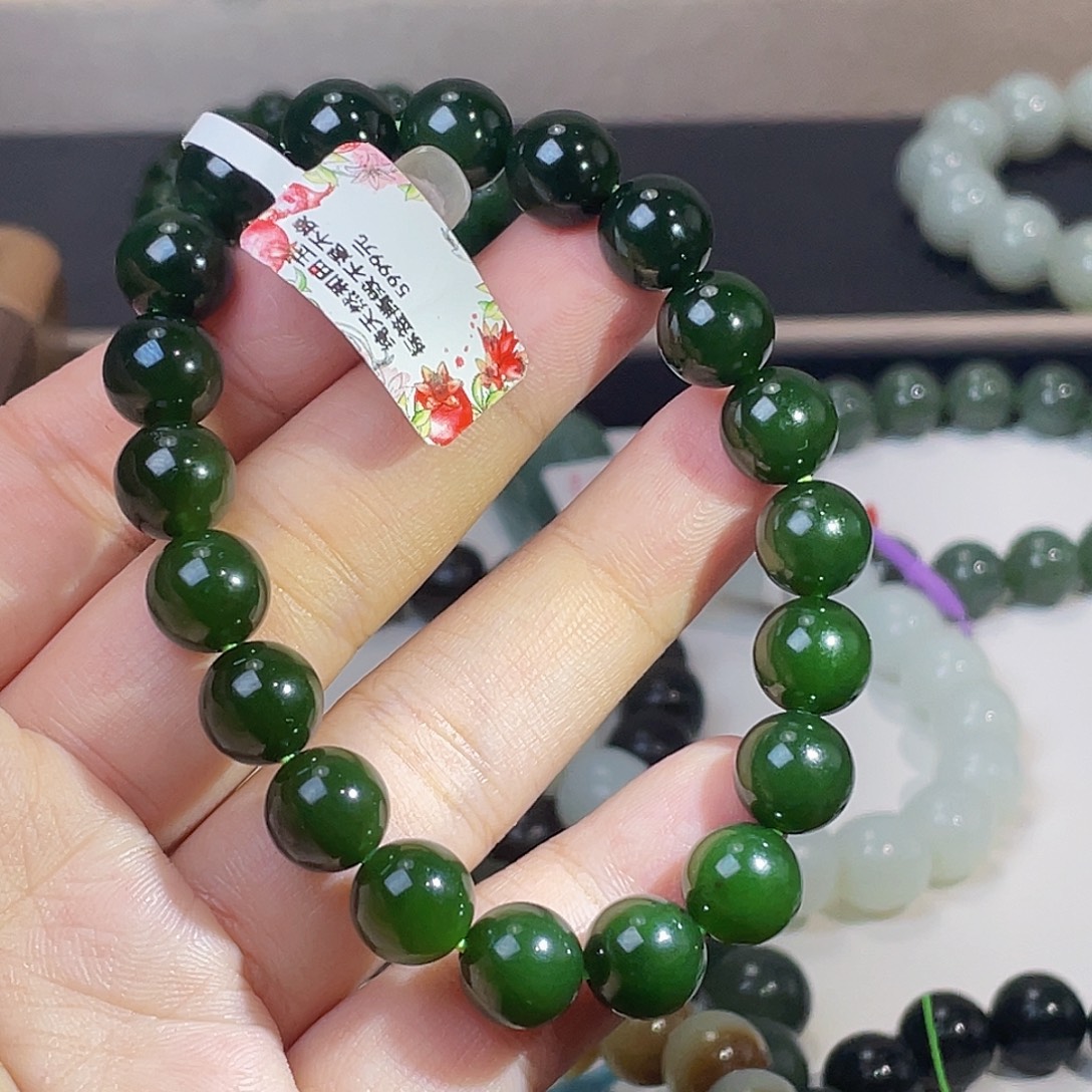 手链未镶嵌和田玉（碧玉）俄7 红皮老料 10 