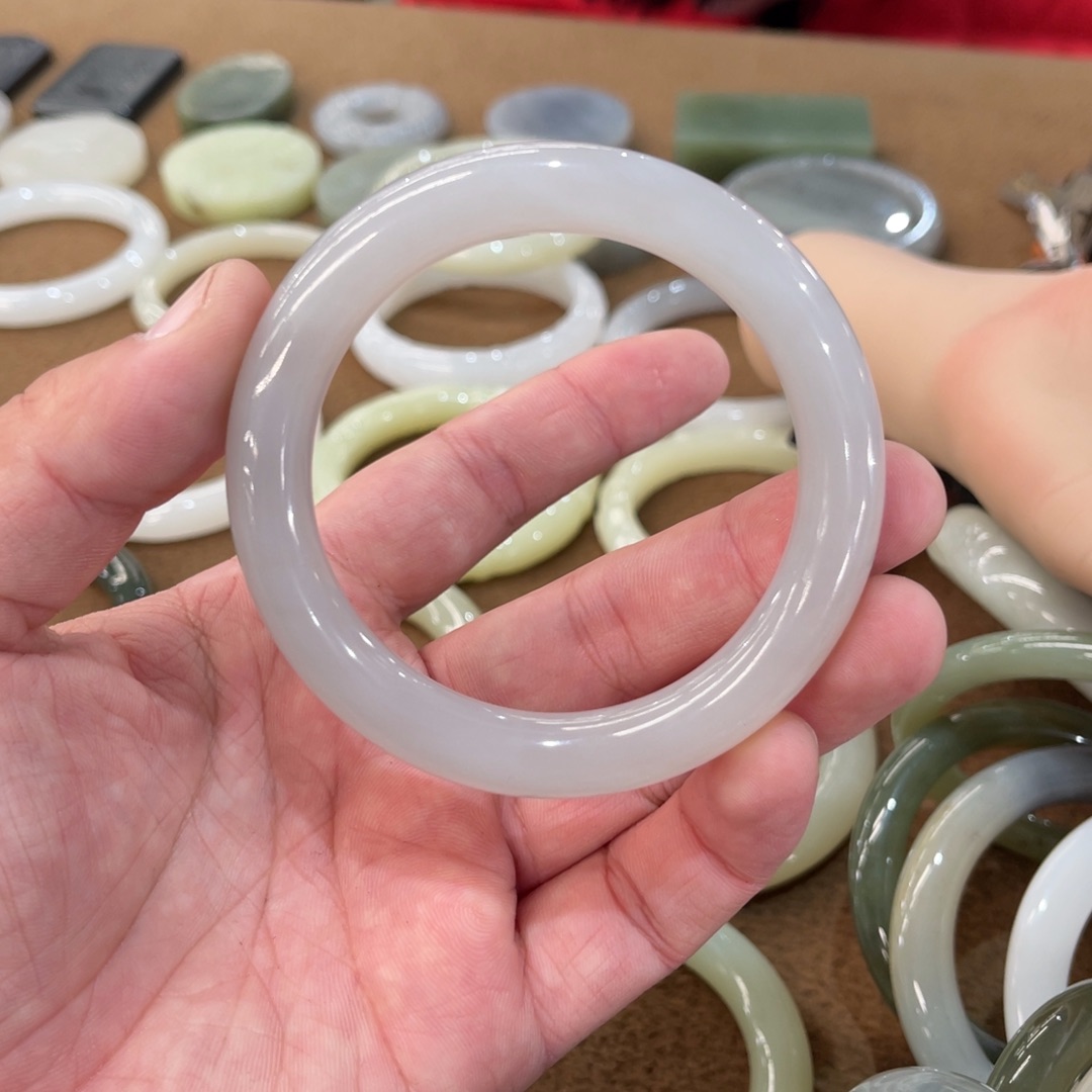 定制和田玉浅烟紫59