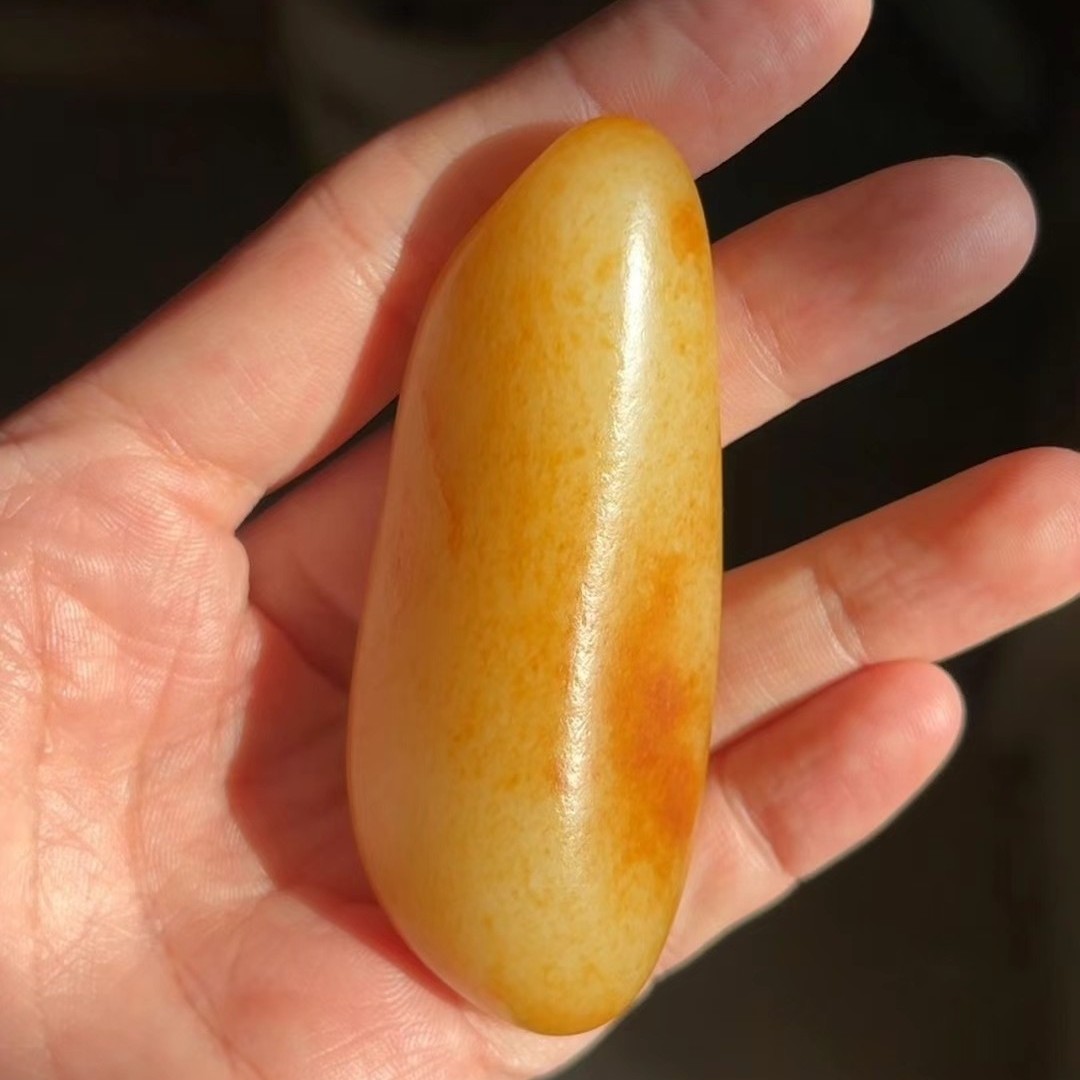 和田玉石洒金皮挂件