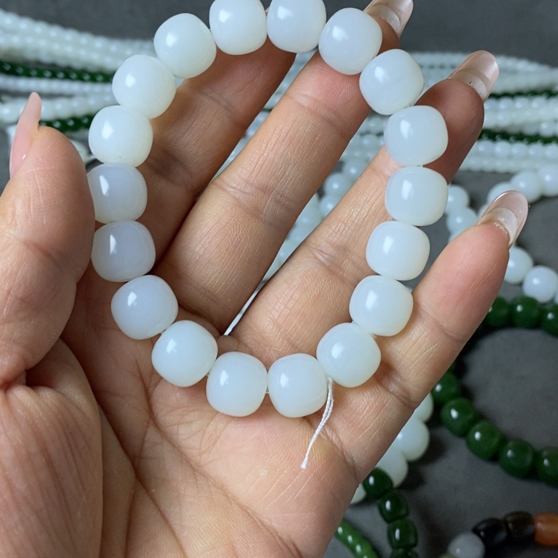 和田玉手链未镶嵌