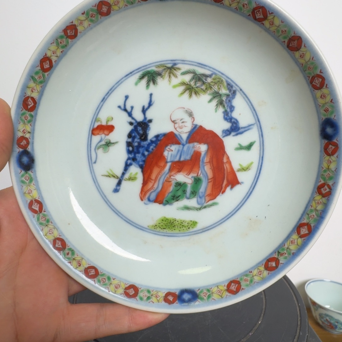 盘青花五彩人物盘子