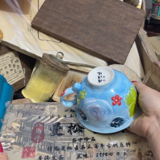 茶杯紫砂线香的香味