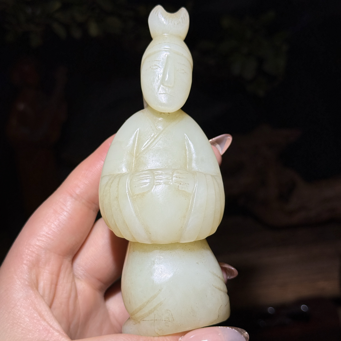 旧藏和田玉人俑摆件