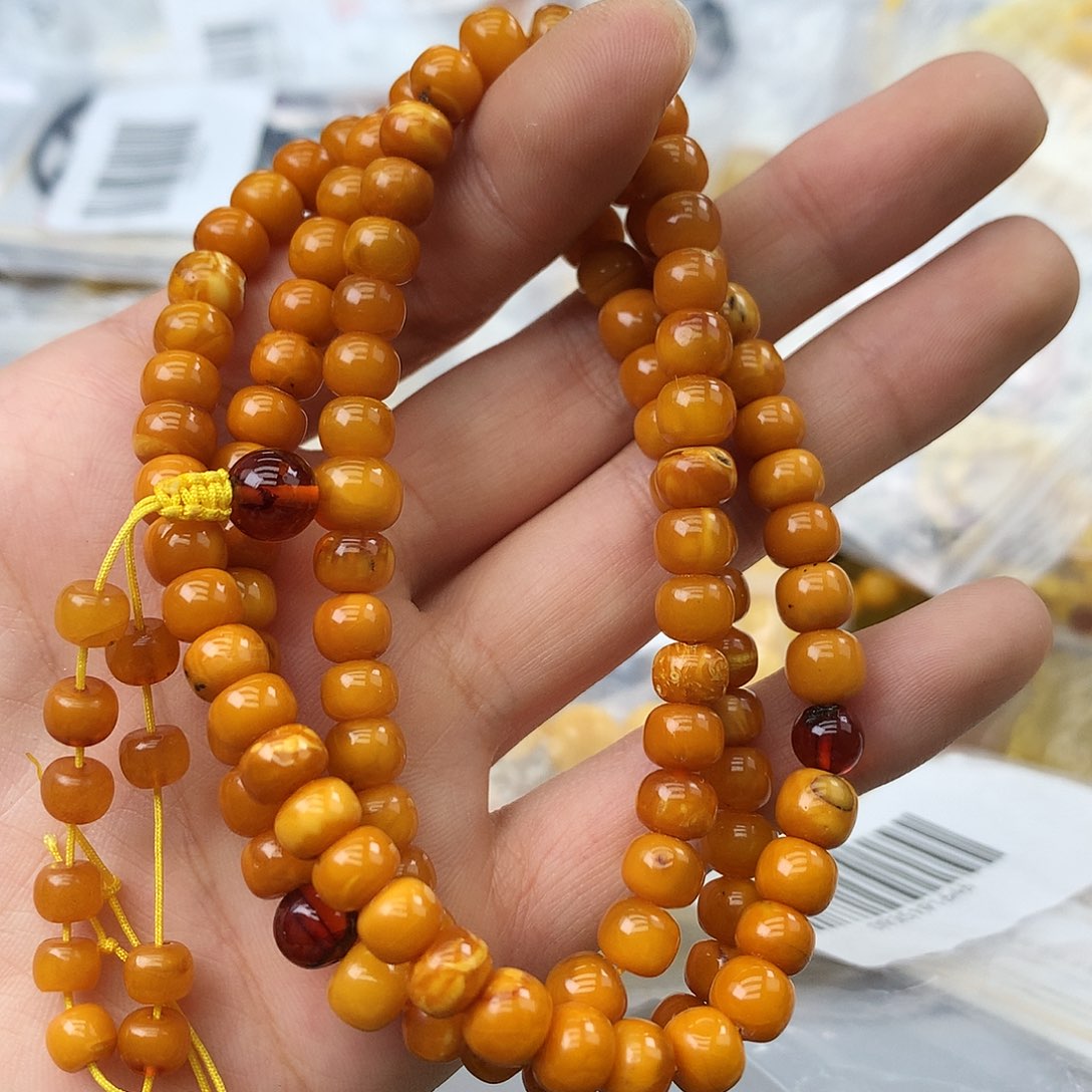 未镶嵌琥珀珠宝奇石