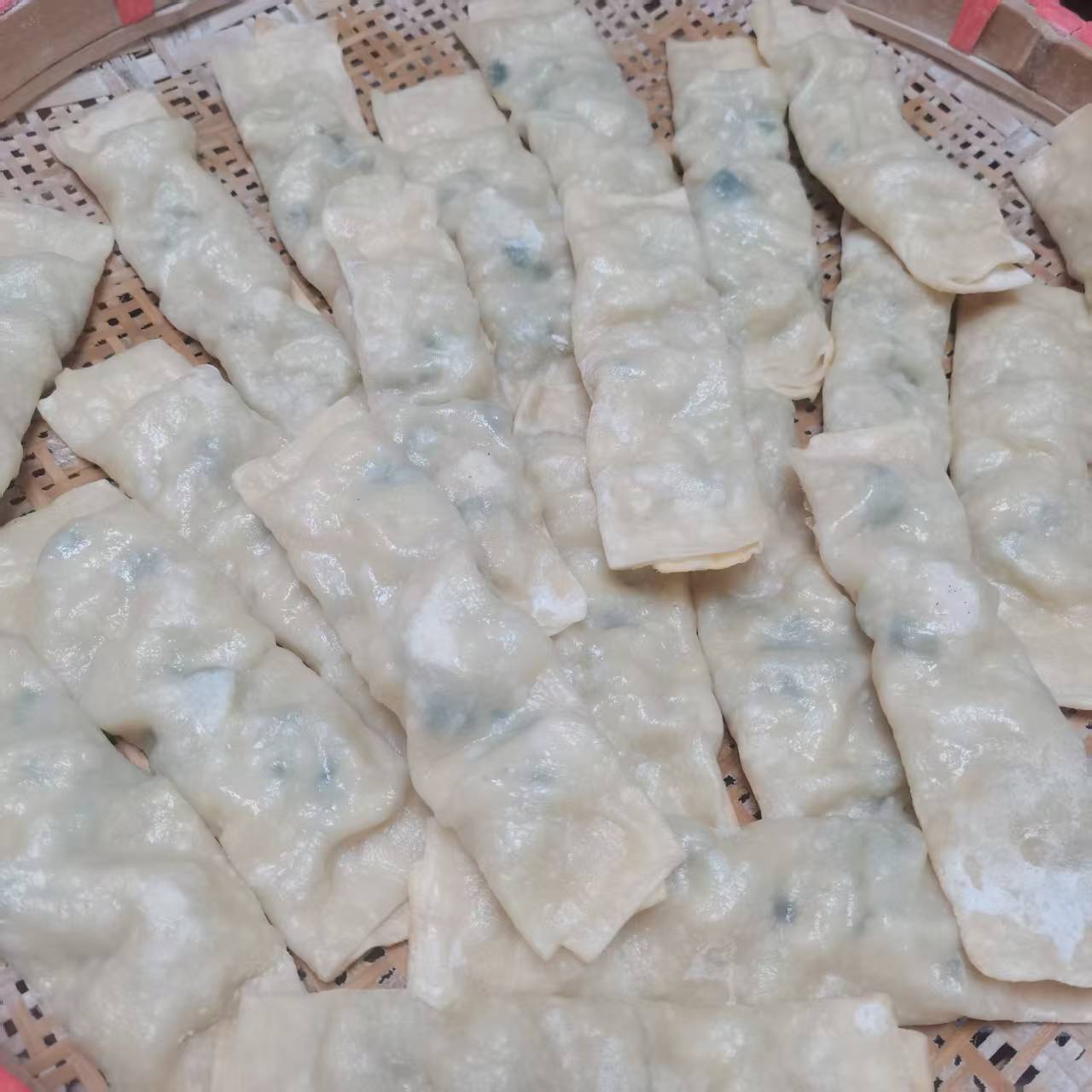 家乡特产小葱豆腐卷